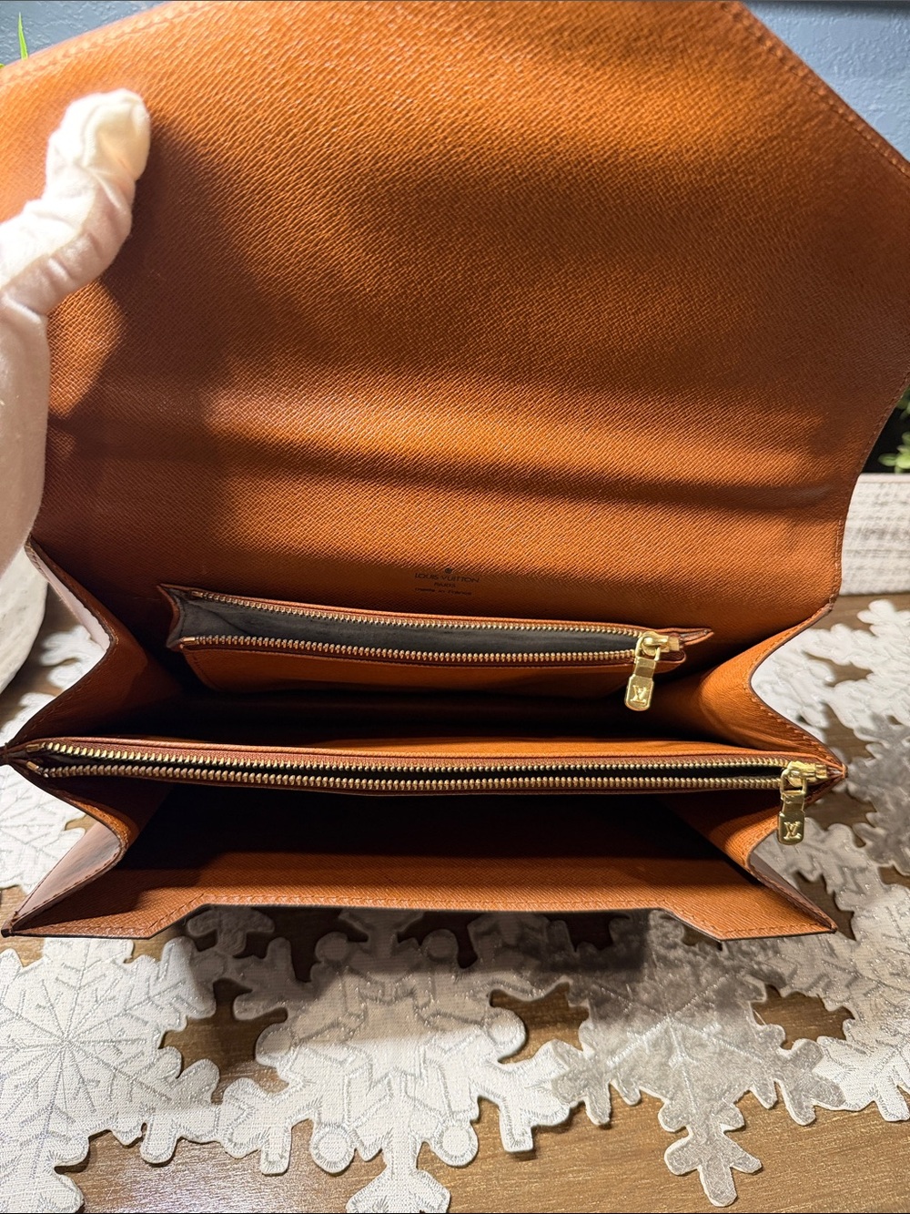 Authentic Vintage monogram Concorde bag - Picture 5 of 12